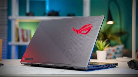 laptop dengan desain stylish